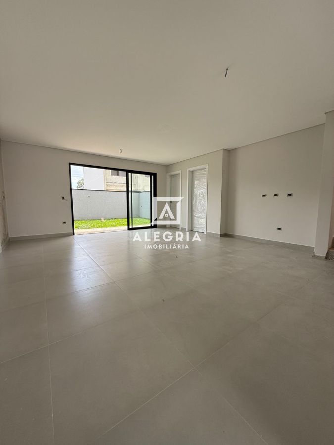 Excelente Triplex em condominio fechado no The Life Garden no bairro costeira em São José dos Pinhais