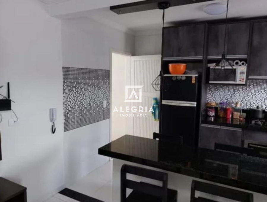 Linda Casa em condominio no Bairro Quississana em São José dos Pinhais