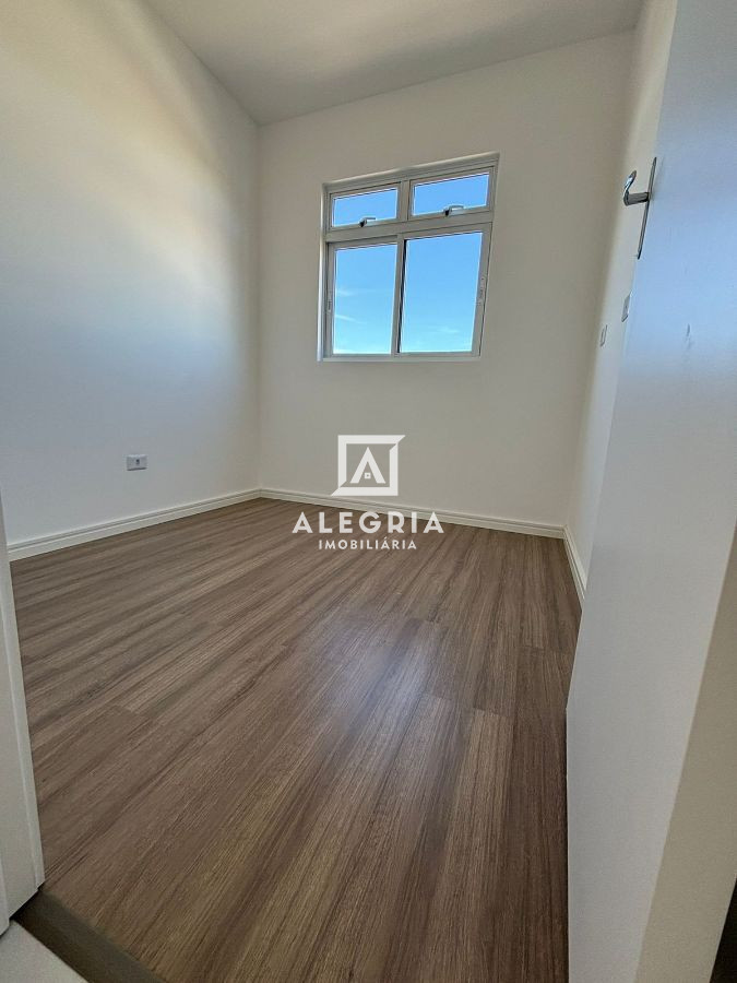 Lindo Apartamento Contendo 03 Dormitórios no Cruzeiro em São José dos Pinhais