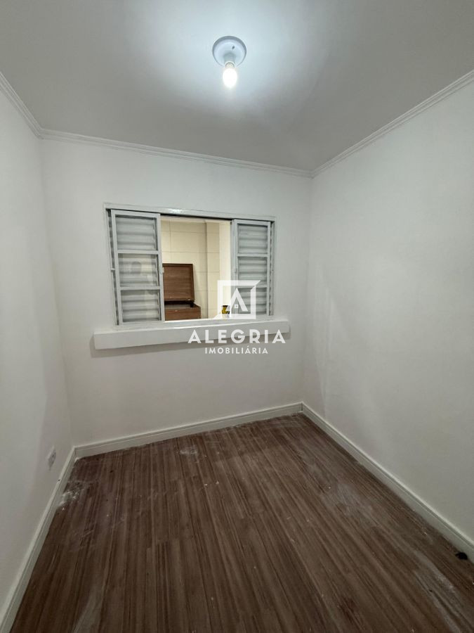 Linda Casa em Condominio Fechado Contendo 03 Dormitórios na Colonia Rio Grande em São José dos Pinhais