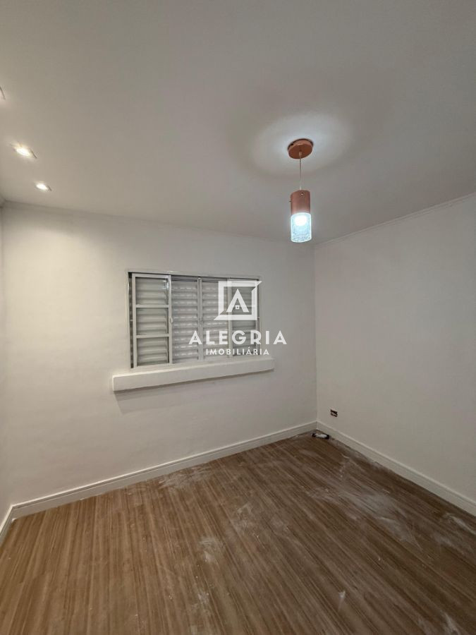 Linda Casa em Condominio Fechado Contendo 03 Dormitórios na Colonia Rio Grande em São José dos Pinhais