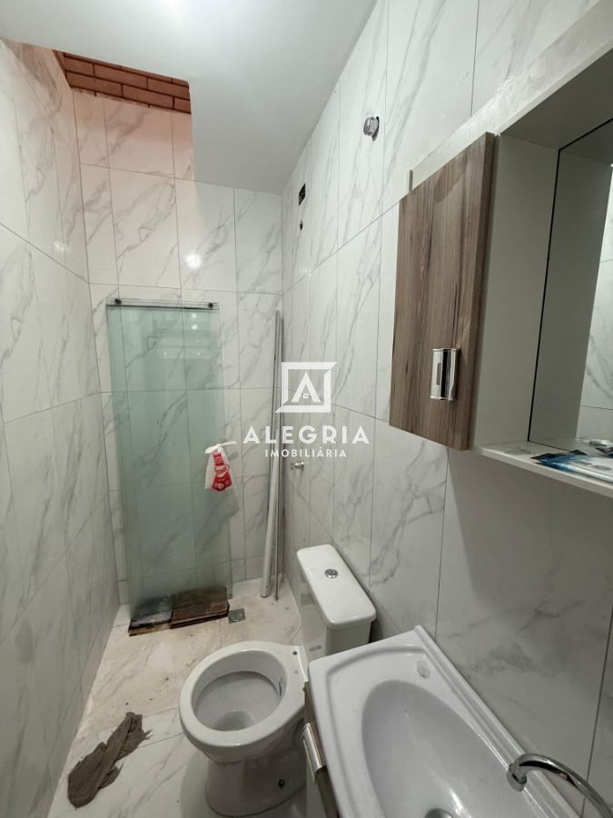 Linda Casa em Condominio Fechado Contendo 03 Dormitórios na Colonia Rio Grande em São José dos Pinhais