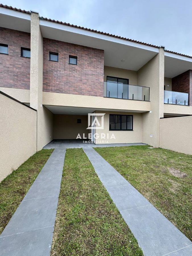 Sobrado em Condominio Fechado Contendo 03 Dormitórios Sendo 01 Suite no Ouro Fino em São José dos Pinhais