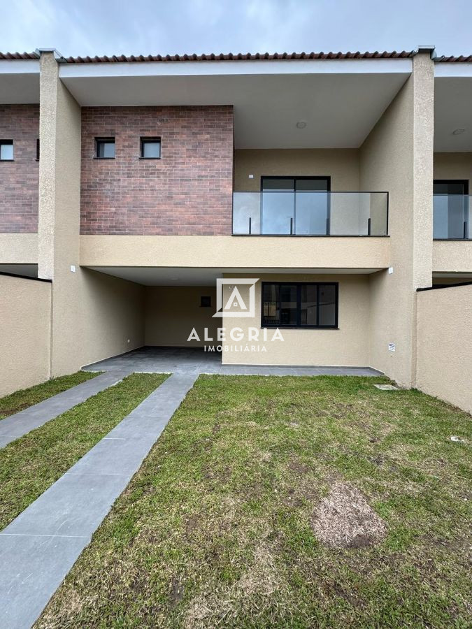 Sobrado em Condominio Fechado Contendo 03 Dormitórios Sendo 01 Suite no Ouro Fino em São José dos Pinhais