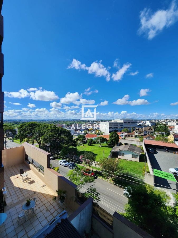 Excelente Apartamento Semi-Mobiliado 02 Dormitórios sendo 01 Suíte no Centro em São José dos Pinhais