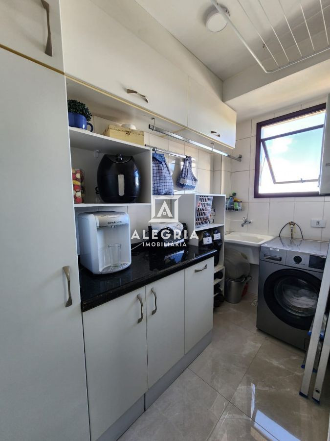 Excelente Apartamento Semi-Mobiliado 02 Dormitórios sendo 01 Suíte no Centro em São José dos Pinhais