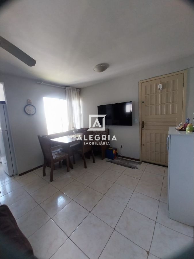 Apartamento no Bairro Ouro fino em São José dos Pinhais