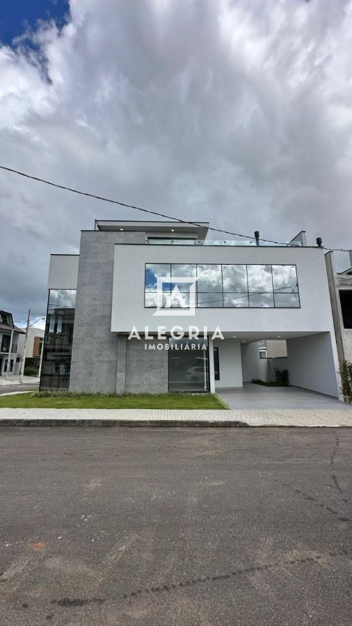 Belissimo Sobrado Contendo 03 Dormitórios Sendo 01 Suite com Closet e Hidro no Residencial Fogiatto em São José dos Pinhais
