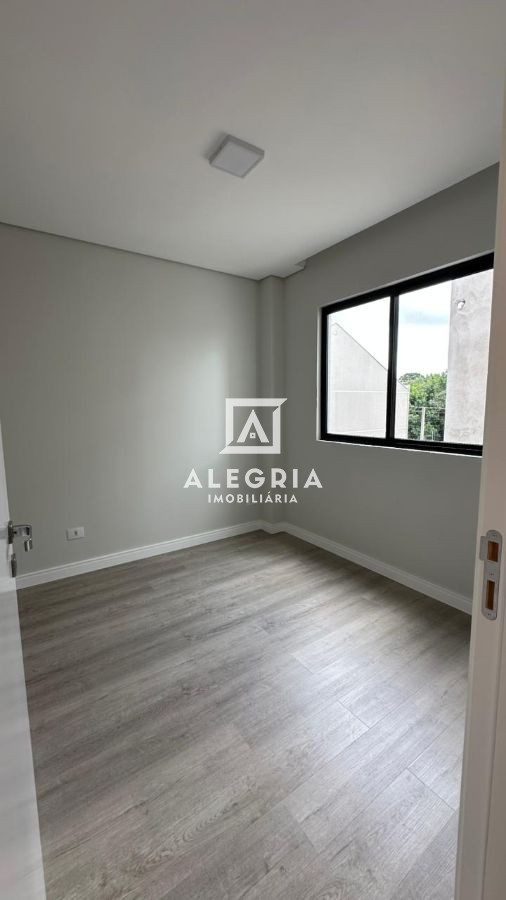 Belissimo Sobrado Contendo 03 Dormitórios Sendo 01 Suite com Closet e Hidro no Residencial Fogiatto em São José dos Pinhais