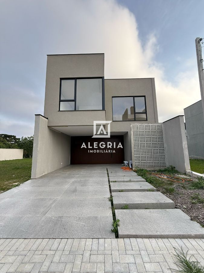 Excelente Sobrado Alto padrão em condomínio fechado em São José dos Pinhais