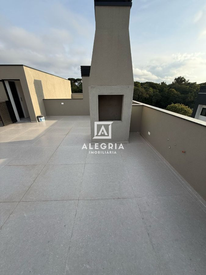 Excelente Sobrado Alto padrão em condomínio fechado em São José dos Pinhais