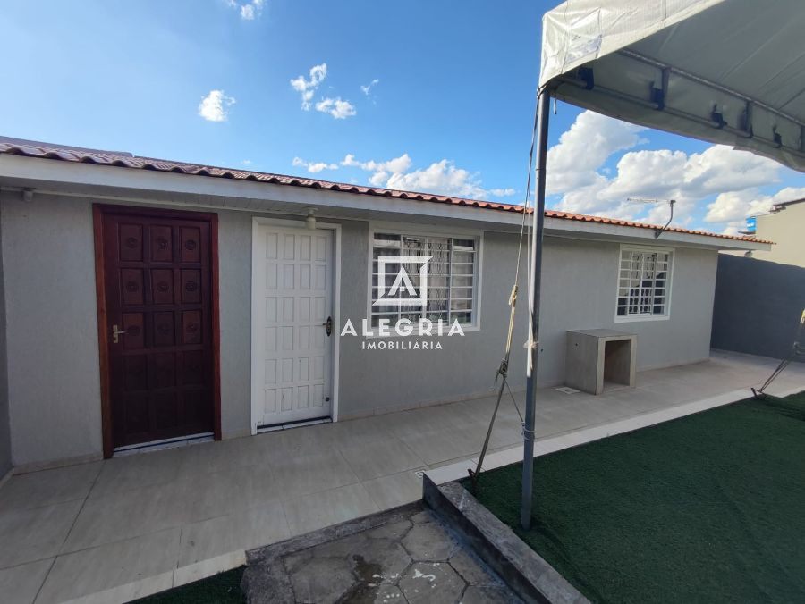 Linda Casa no Bairro Quississana em São José dos Pinhais