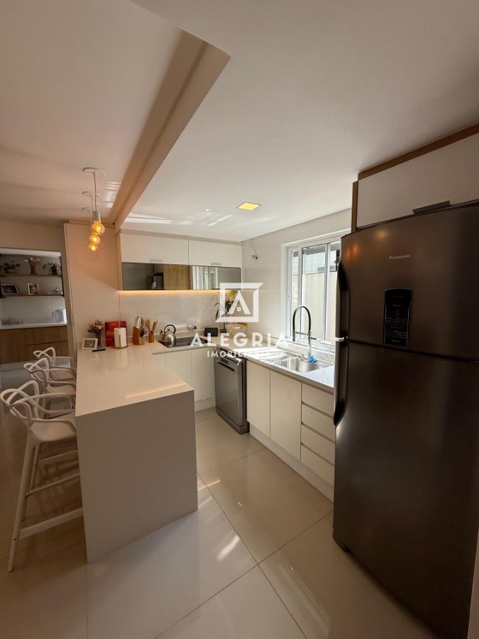 Belissimo Sobrado Contendo 03 Dormitórios Sendo 01 Suite no Pedro Moro em São José dos Pinhais