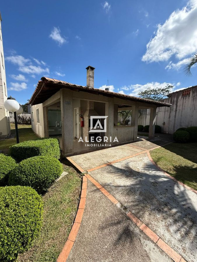 Lindo Apartamento no Residencial Cheverney no bairro Costeira em São José dos Pinhais