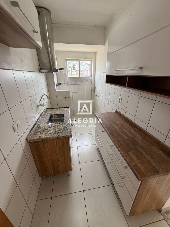 Lindo Apartamento no Residencial Califórnia no bairro Costeira em São José dos Pinhais
