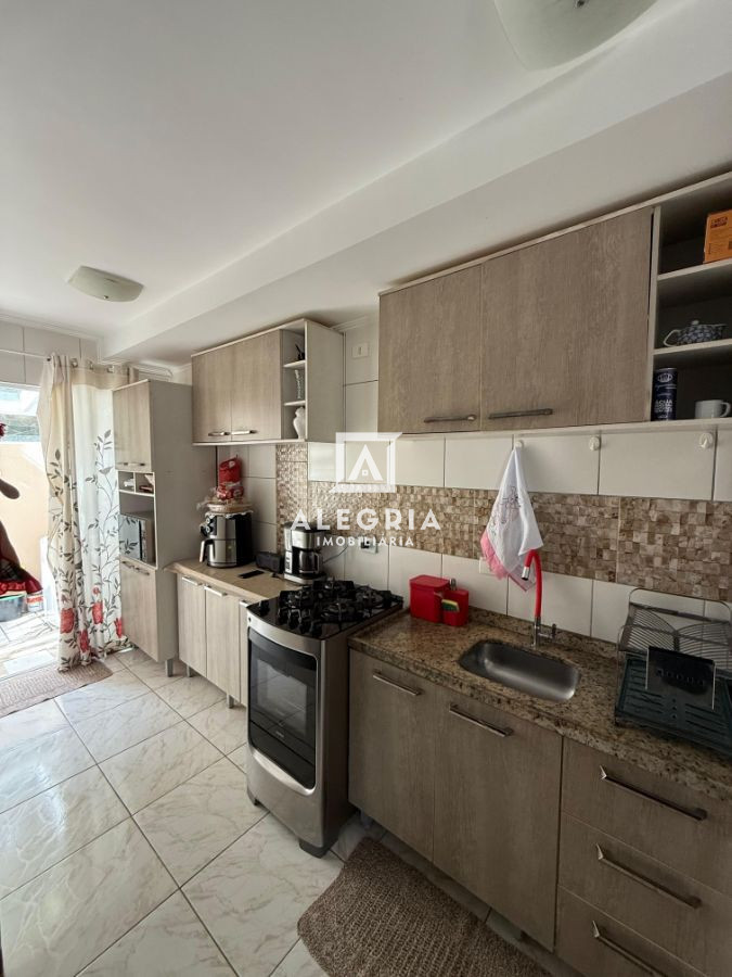 Lindo Apartamento Terreo com Amplo Espaço de Garden Contendo 03 Dormitórios no Aguas Belas em São José dos Pinhais