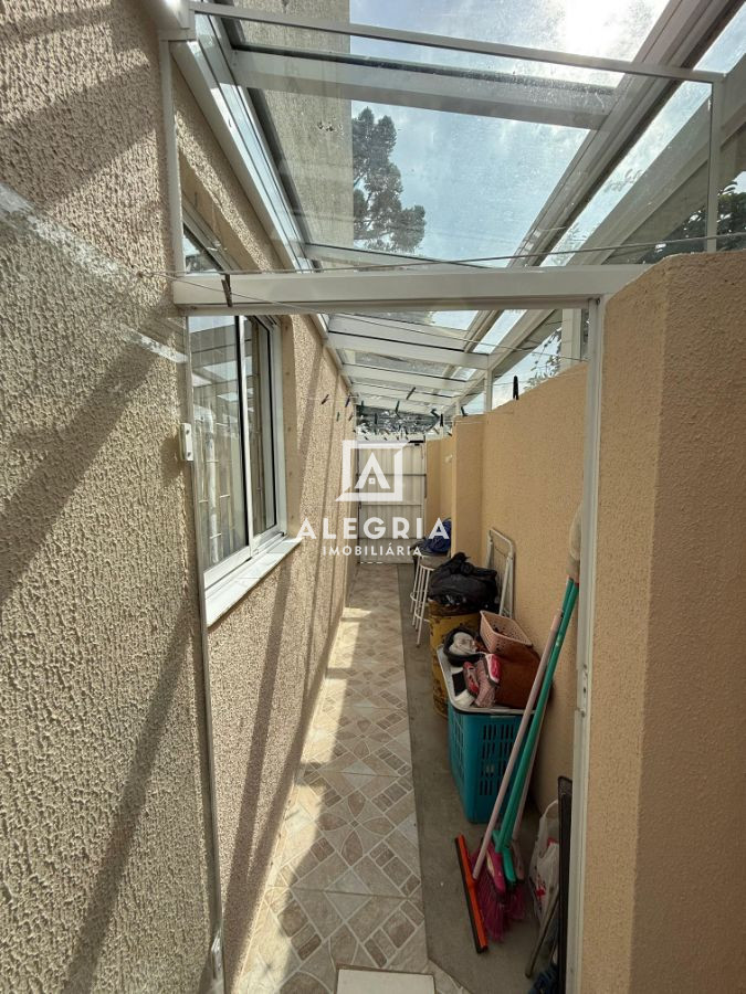 Lindo Apartamento Terreo com Amplo Espaço de Garden Contendo 03 Dormitórios no Aguas Belas em São José dos Pinhais