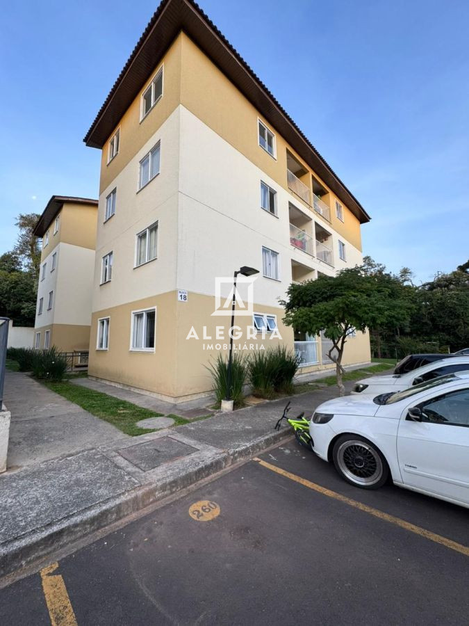 Lindo Apartamento no Residencial Le Village Royale no bairro Colonia Ria Grande em São José dos Pinhais