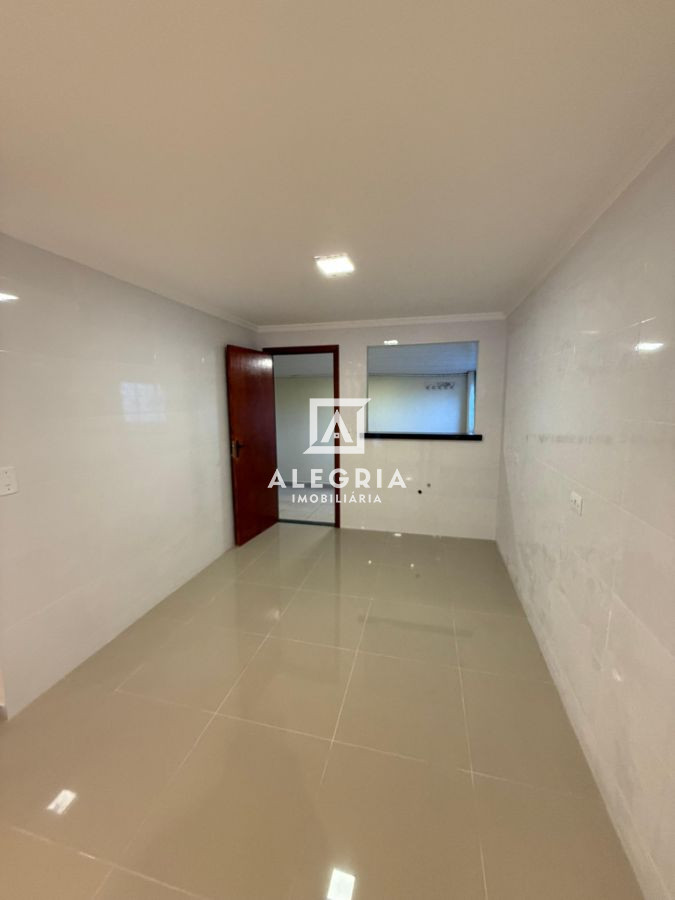Linda Casa Contendo 02 Dormitórios no Afonso Pena em São José dos Pinhais