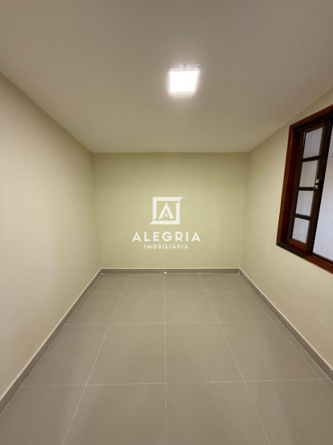 Linda Casa Contendo 02 Dormitórios no Afonso Pena em São José dos Pinhais