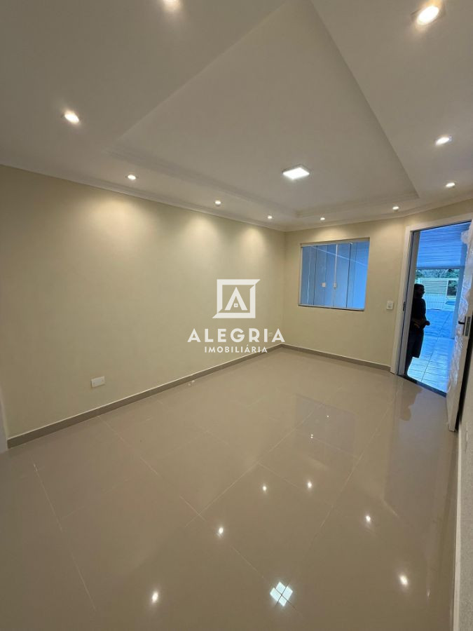 Linda Casa Contendo 02 Dormitórios no Afonso Pena em São José dos Pinhais