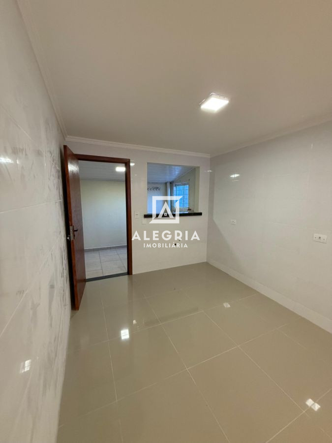 Linda Casa Contendo 02 Dormitórios no Afonso Pena em São José dos Pinhais