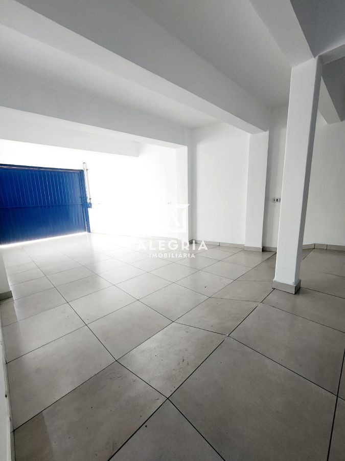 Excelente Sobrado 04 Dormitórios Sendo 01 Suíte no Centro em São José dos Pinhais