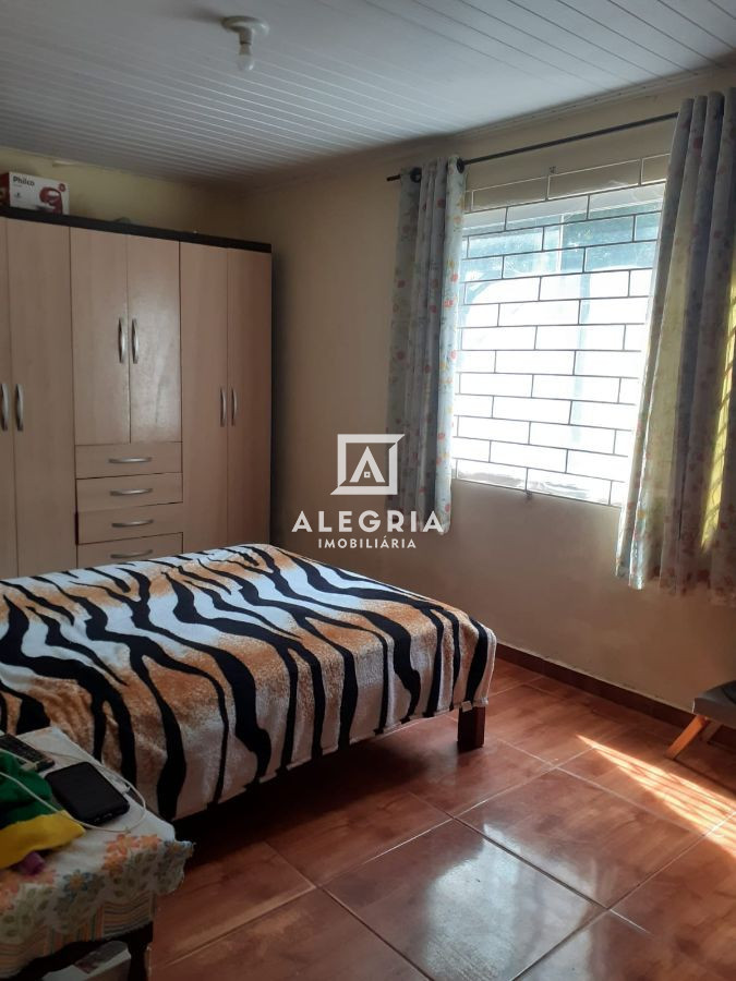 Sobrado no bairro Rio Pequeno em São José dos Pinhais em São José dos Pinhais