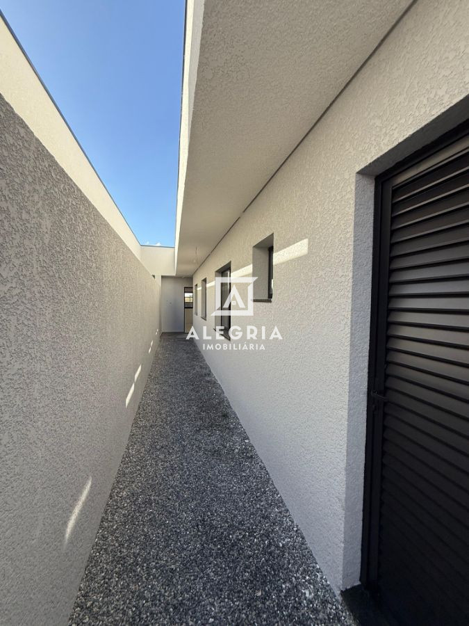 Belissima Casa Contendo 03 Dormitórios Sendo 01 Suite Com Area Gourmet no Jardim Cruzeiro em São José dos Pinhais