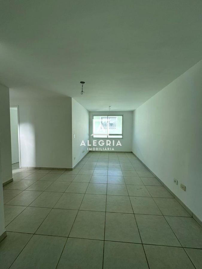 Lindo Apartamento Contendo 03 Dormitórios no Rio Pequeno em São José dos Pinhais