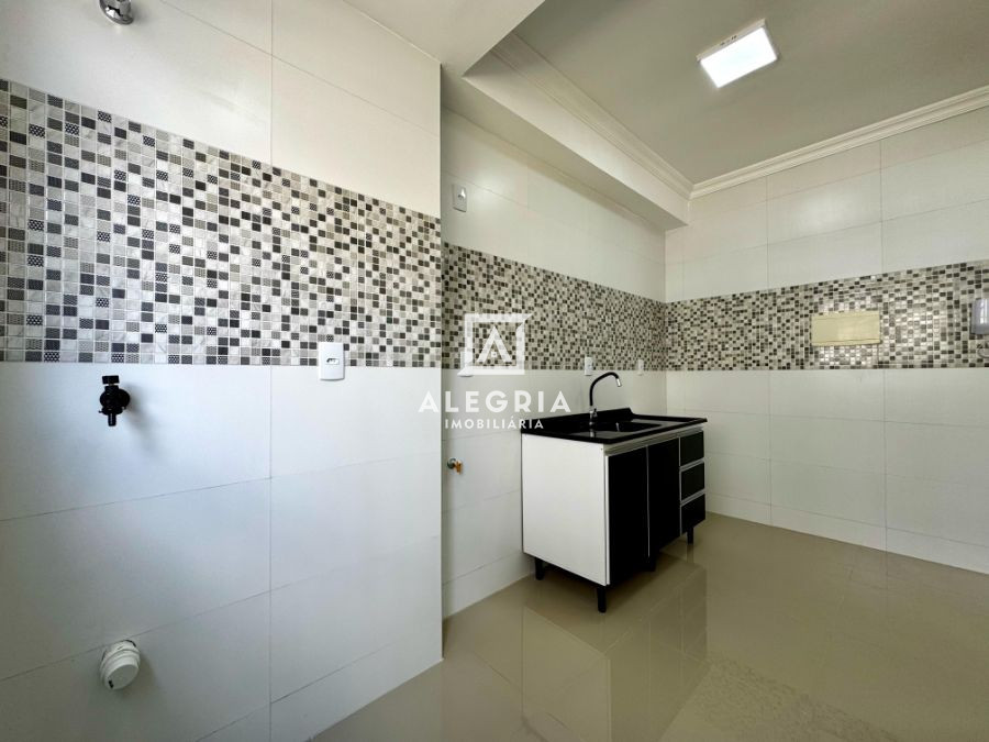 Lindo Apartamento Contendo 02 Dormitórios na Colonia Rio Grande em São José dos Pinhais