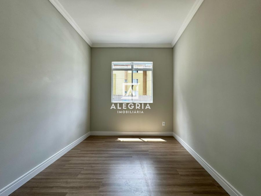 Lindo Apartamento Contendo 02 Dormitórios na Colonia Rio Grande em São José dos Pinhais