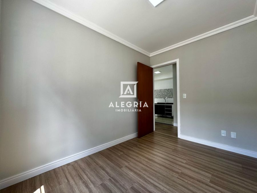 Lindo Apartamento Contendo 02 Dormitórios na Colonia Rio Grande em São José dos Pinhais
