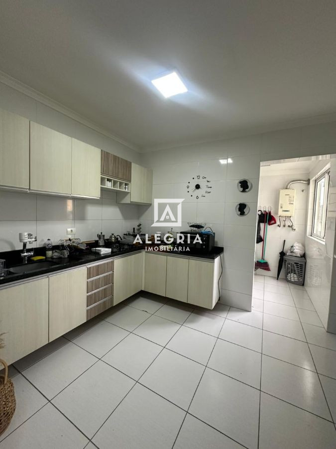Lindo Apartamento semi mobiliado 02 dormitórios no Bairro Bom Jesus em São José dos Pinhais