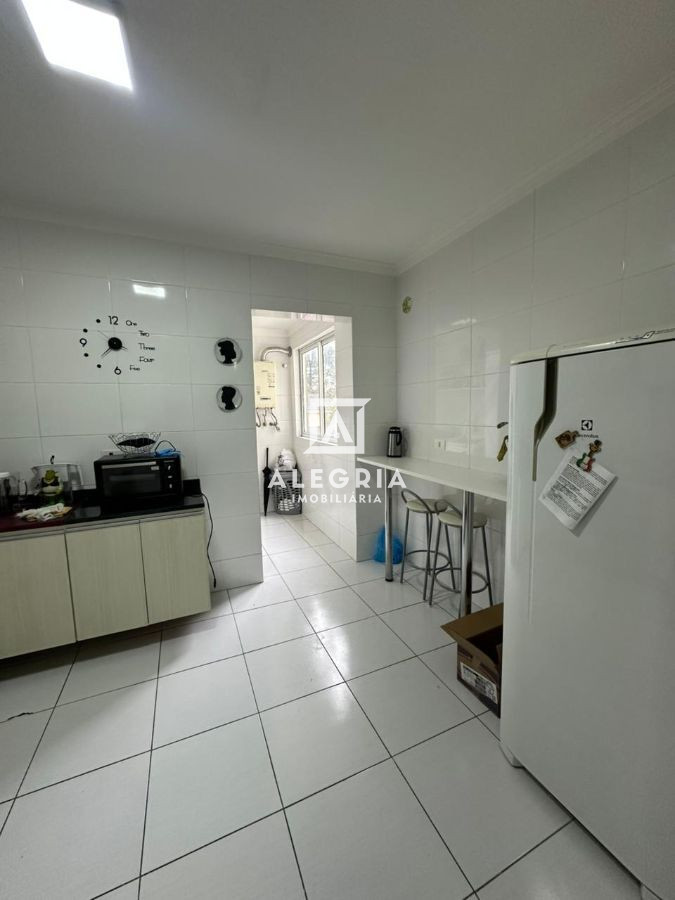 Lindo Apartamento semi mobiliado 02 dormitórios no Bairro Bom Jesus em São José dos Pinhais