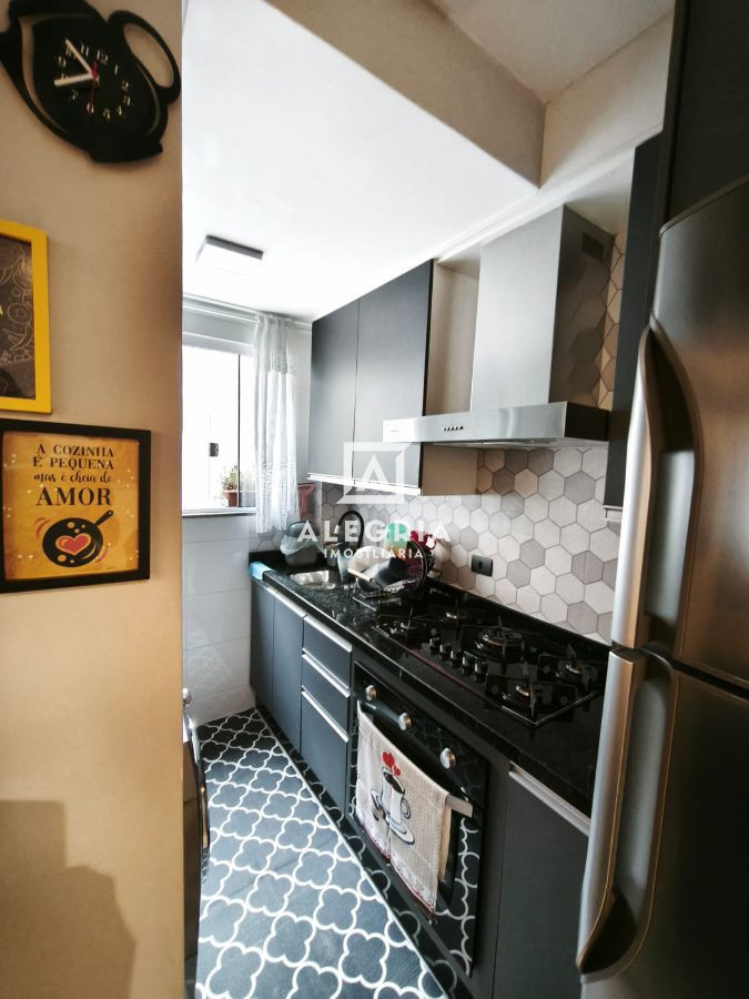 lindo apartamento semi mobiliado 3 dormitórios bairro Cruzeiro em São José dos Pinhais