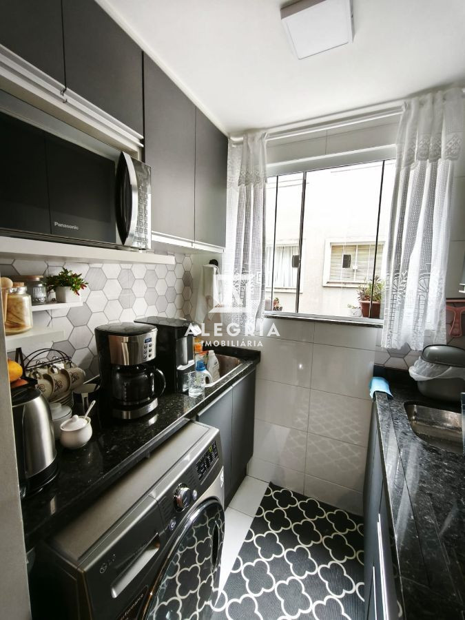 lindo apartamento semi mobiliado 3 dormitórios bairro Cruzeiro em São José dos Pinhais