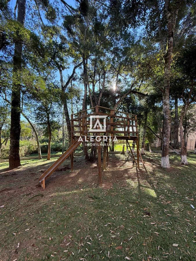 Lindo Apartamento no Bairro Colonia Rio Grande em São José dos Pinhais