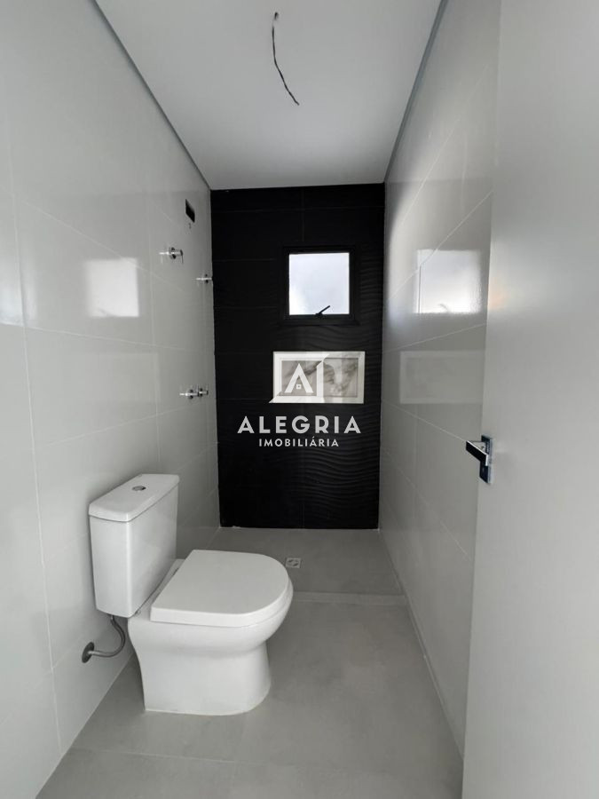 Belissima Casa Contendo 03 Dormitórios Sendo 01 Suite no Aguas Belas em São José dos Pinhais