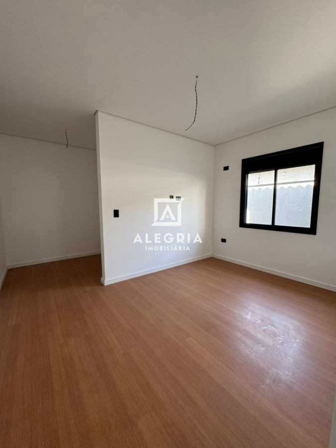 Belissima Casa Contendo 03 Dormitórios Sendo 01 Suite no Aguas Belas em São José dos Pinhais