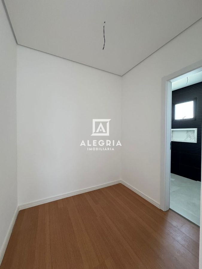 Belissima Casa Contendo 03 Dormitórios Sendo 01 Suite no Aguas Belas em São José dos Pinhais