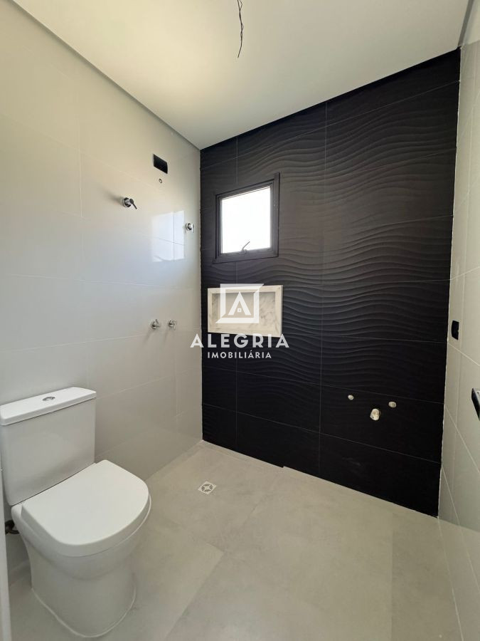 Belissima Casa Contendo 03 Dormitórios Sendo 01 Suite no Aguas Belas em São José dos Pinhais