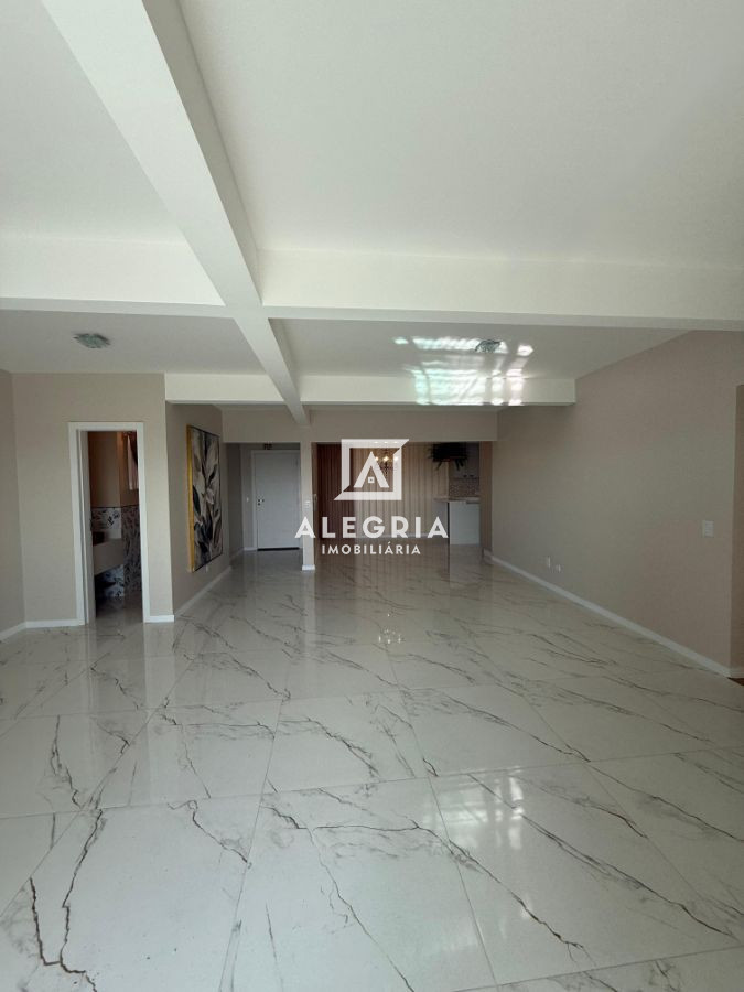 Lindo Apartamento no Centro Contendo 03 Dormitórios Sendo 01 Suite com Elevador em São José dos Pinhais