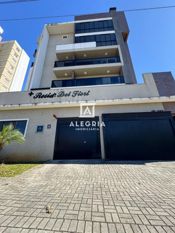 Lindo Apartamento Semi Mobiliado Próximo ao Shopping São José! Com lindo terraço privativo. em São José dos Pinhais