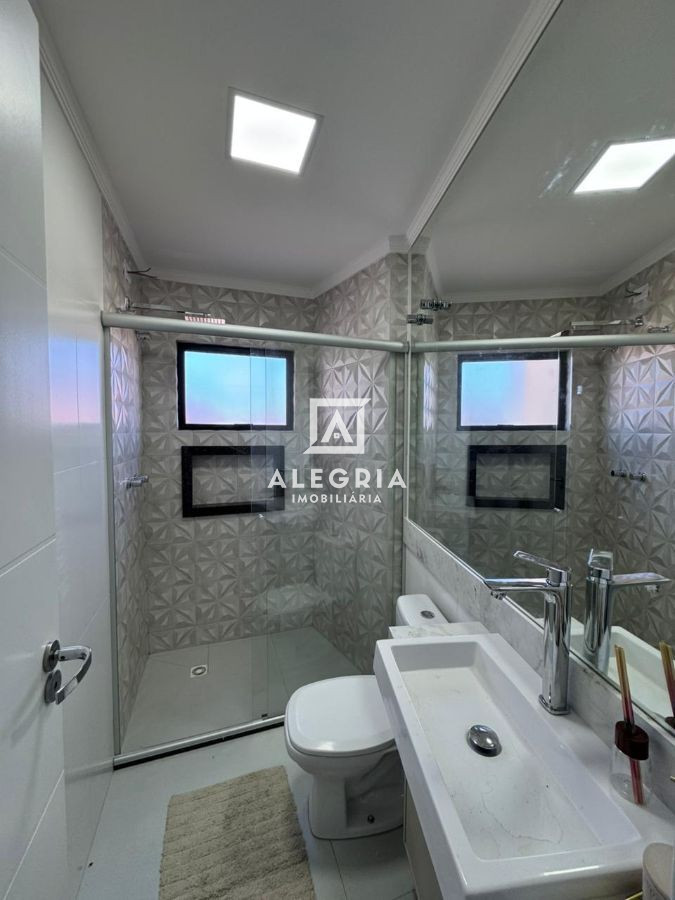 Lindo Apartamento Semi Mobiliado Próximo ao Shopping São José! Com lindo terraço privativo. em São José dos Pinhais