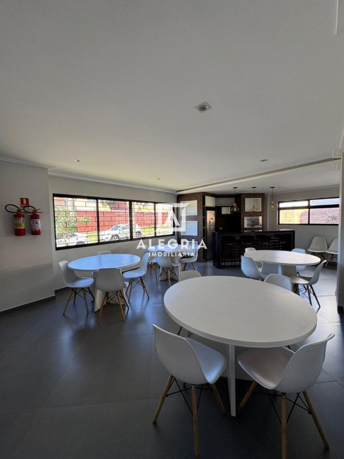 Lindo Apartamento Semi Mobiliado Próximo ao Shopping São José! Com lindo terraço privativo. em São José dos Pinhais