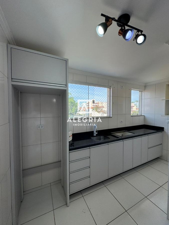 Lindo Apartamento Semi Mobiliado à Venda! Bairro Cidade Jardim em São José dos Pinhais