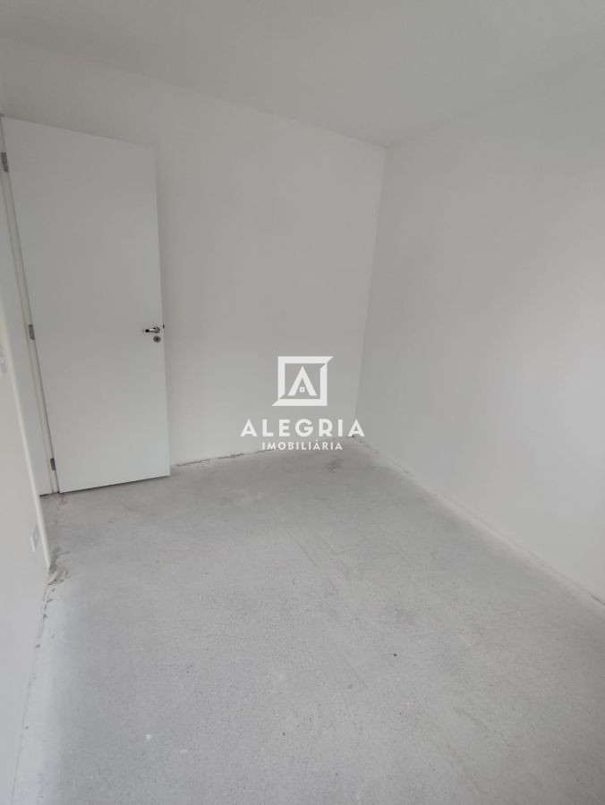 Apartamento no Residencial Maranello Club no Bairro Colonia Rio Grande em São José dos Pinhais