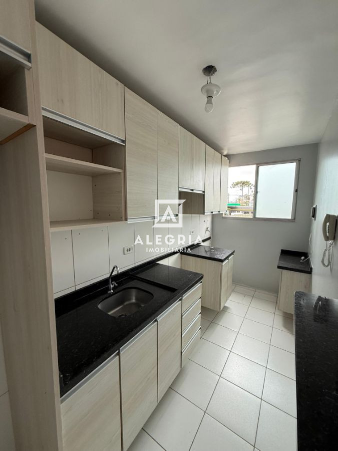 Lindo Apartamento Contendo 02 Dormitórios na Costeira em São José dos Pinhais