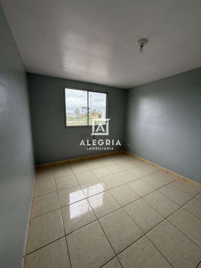 Lindo Apartamento Contendo 02 Dormitórios na Costeira em São José dos Pinhais